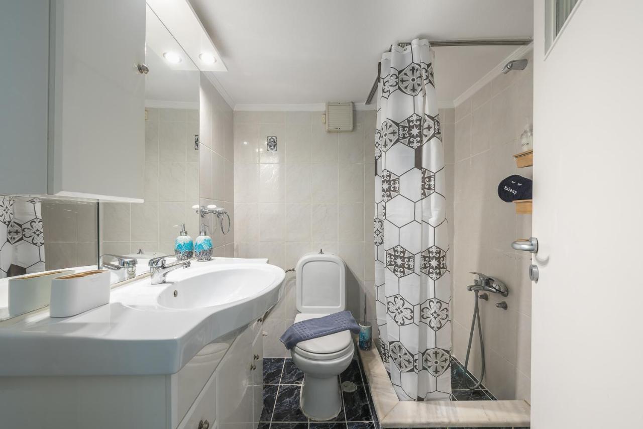 Boutique Acropolis Apartment By Cloudkeys - Just 5 Minutes Walk To Acropolis Museum Athena Bagian luar foto