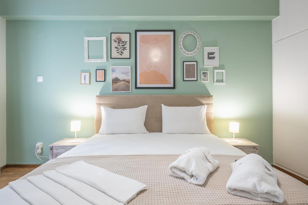 Boutique Acropolis Apartment By Cloudkeys - Just 5 Minutes Walk To Acropolis Museum Athena Bagian luar foto